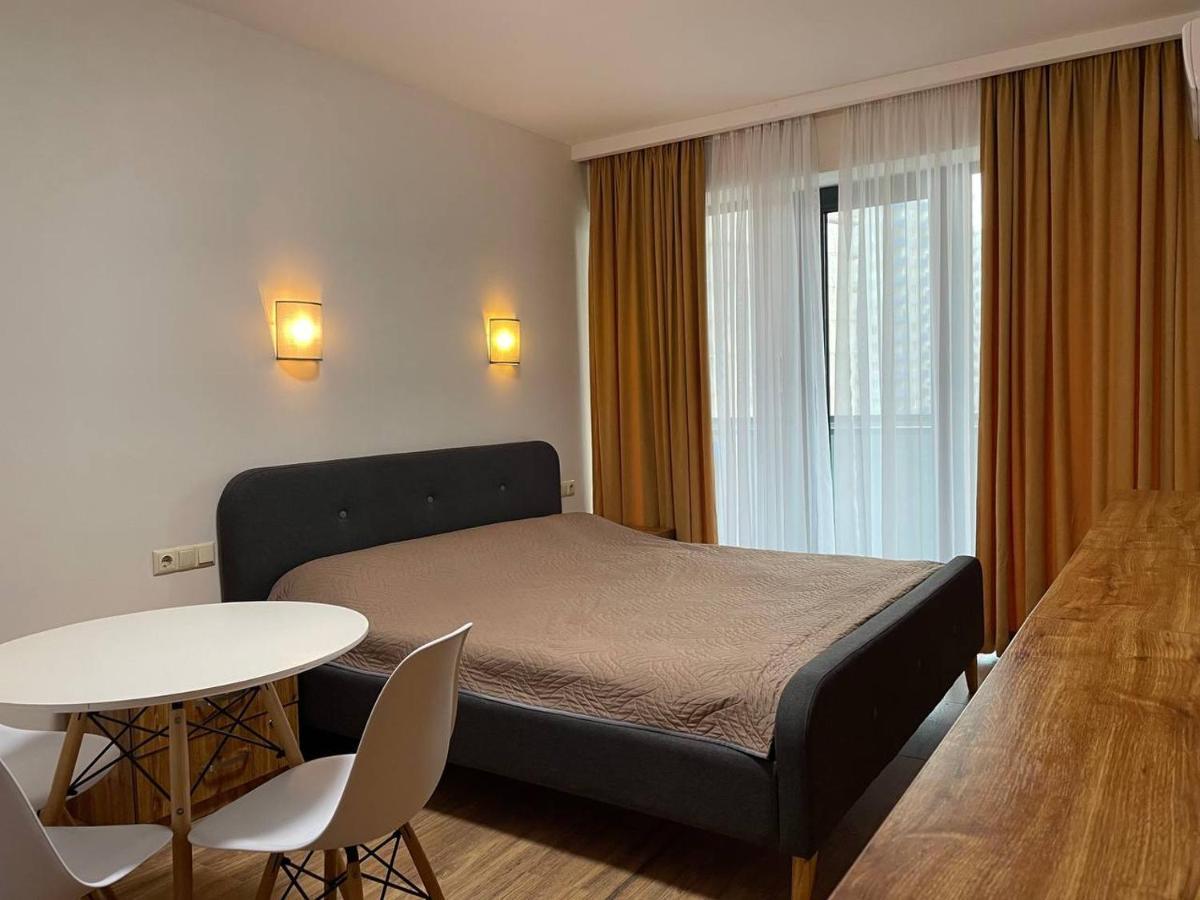 Coast Batumi Apart Hotel Екстер'єр фото