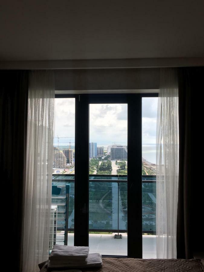 Coast Batumi Apart Hotel Екстер'єр фото