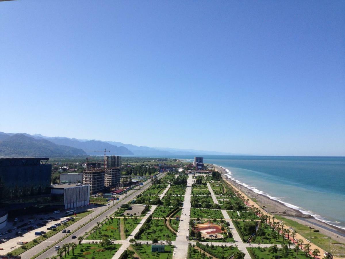 Coast Batumi Apart Hotel Екстер'єр фото